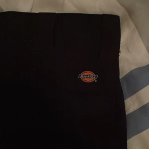 Dickies byxor  - Till Birhat.