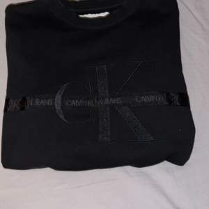 Calvin Klein sweatshirt strl s