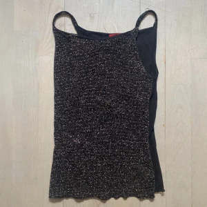 Linne - Glitterlinne, i ok skick