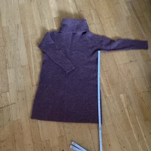 Stickad klänning strl xs  - Från only Nyskick  Stickad klänning  Rosa  Strl xs  Fint skick  Nyskick 🤗