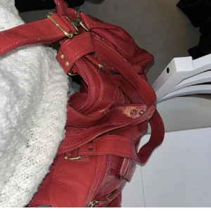 Röd väska - Snygg röd väska! 