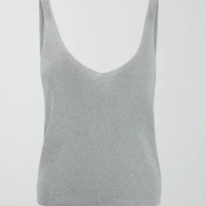 Silvertopp - Så fin topp från gina💗 stl xs men passar s också! Helt oanvänd endast provat en gång💗