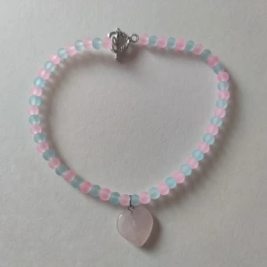 Choker med Rosenkvarts - Choker/ halsband med rosenkvarts hänge