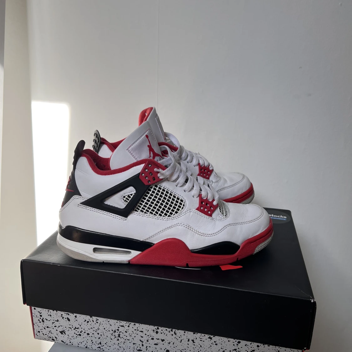 Jordan 4 Fire Red 2020