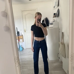 mid-waist jeans - fina midwaist jeans från MGB Jeanswere, fint skick, endast använt ett fåtal gånger