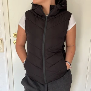 Zara väst  - Snygg svart Zara väst