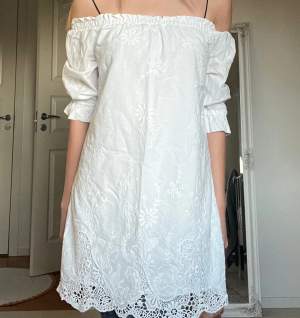 Superfint Abercrombie & Fitch vit klänning,  passar 34/36 (xs, s)