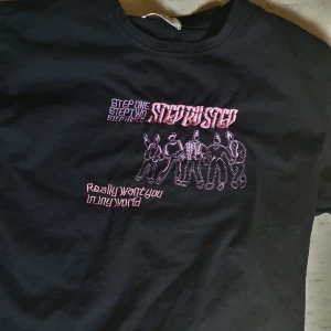 tshirt - oanvänd tshirt 