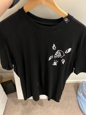 Philip plein t-shirt - ÄKTA! Size XL och nästan aldrig använd. Nypris mellan 2500 - 3500 kr