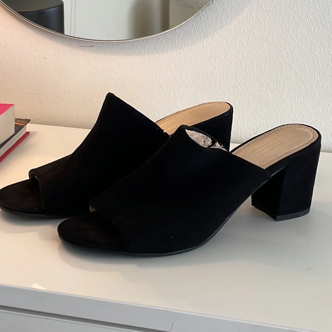 Svarta Slipins Klackskor