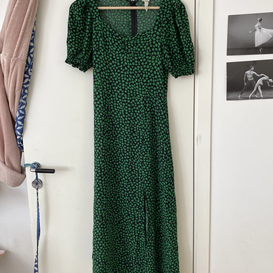Grön lång klänning - 91