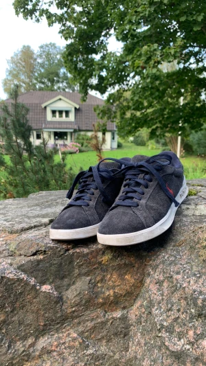 Ralph lauren skor 39 - Marin blå mocka skor  Använda i 3 månade. Storlek 39