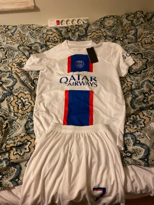 Psg tröja 2023 - Storlek S