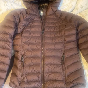 Jacka  - Använt 2 gånger max! 