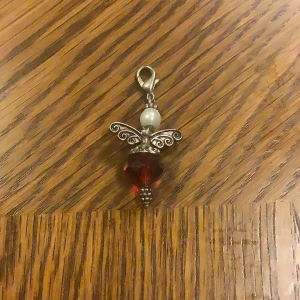  Brosch  - För väskor och halsband 