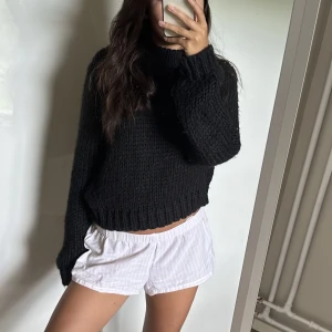 stickad tröja - jätteskön stickad tröja från na-kd🤍