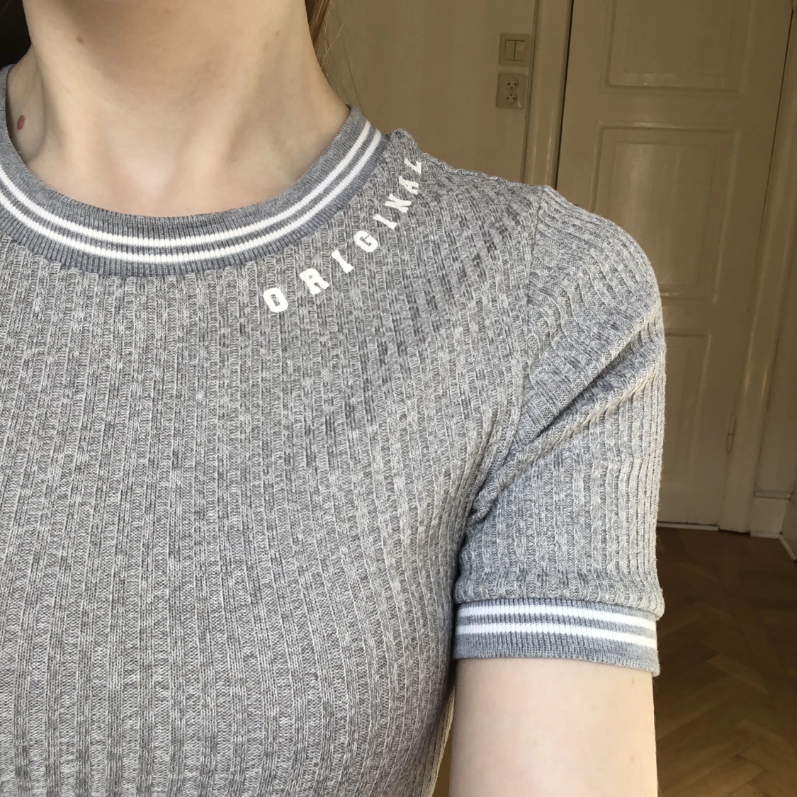 H&M grå bodycon klänning - 91