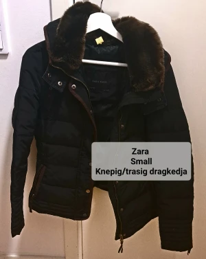 Vinterjacka Zara - Felfri för ögat men dragkedjan krånglar. Kemtvättad 