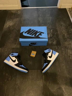 Jordan  - Jordan 1 high OG ”Unc toe” Strl: 43 & 44 Cond: 10/10 (brand new)