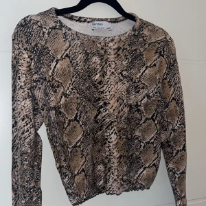 Tröja Bershka - Tröja från Bershka