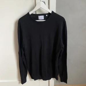 Samtliga tröjor för 220kr - Samtliga tröjor är använda men i bra skick. Storlek L för herr. 