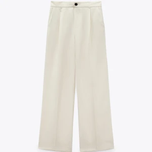 Zara kostymbyxor  - Beiga kostymbyxor/linne från zara i storlek S. Använda en gång