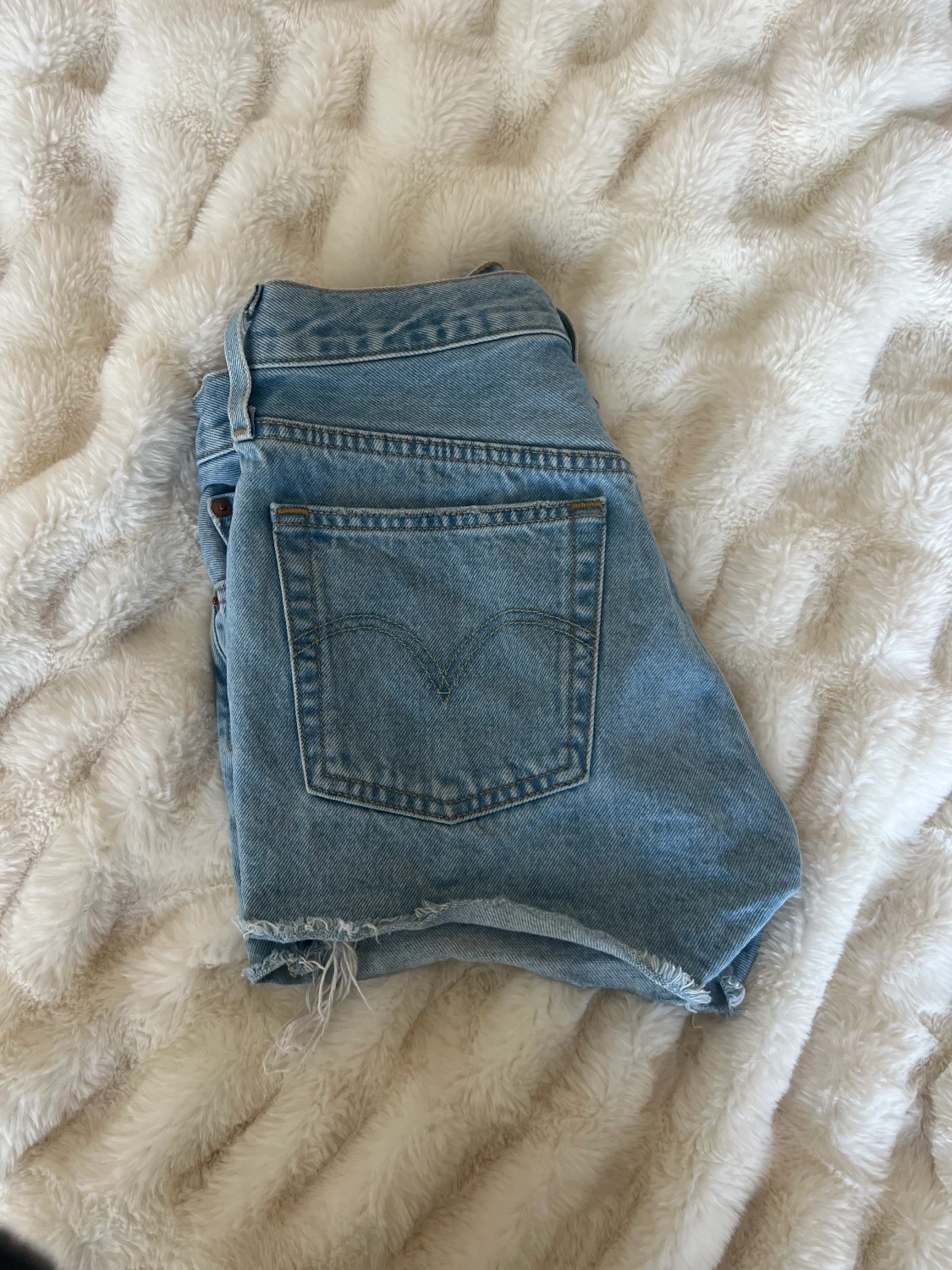 Levis jeans shorts  - 90