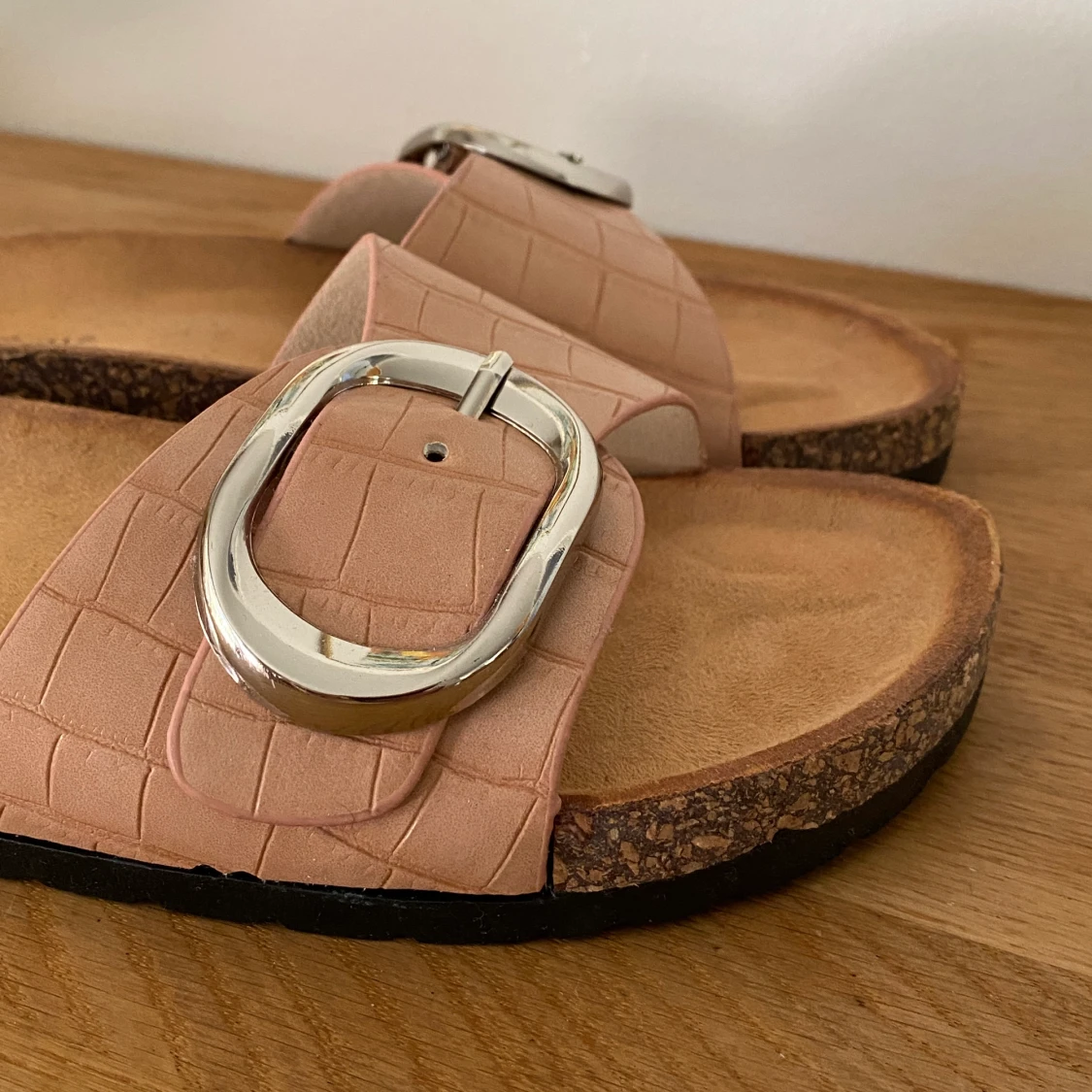 Beiga sandaler  - 91