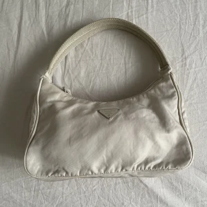 Vintage Prada - Prada Small Creme Tessuto Nylon Amazing vintage condition  Made in Italy