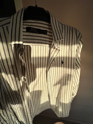 Ralph Lauren skjorta - Randig Ralph Lauren skjorta.