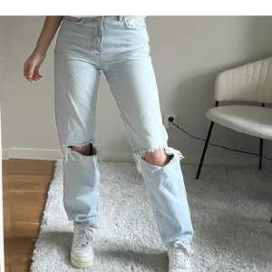 Säljer dessa jeans, aldrig använda! 