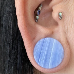 Blue lace agate plugs - Ett par jätte fina blue lace agate örhängen! Säljer pga att dom är för små ^^