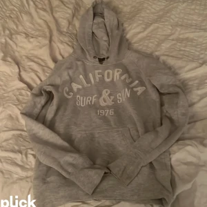 Hoodie - Cubus XS
