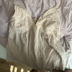 Gullig rosa/peach topp! - Supersöt peach-färgad topp!