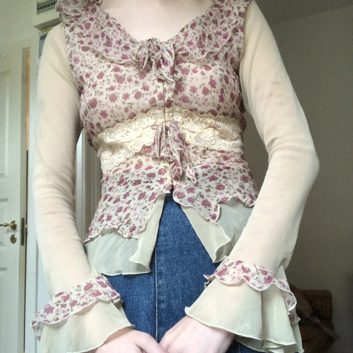 Mesh blus blommor spets