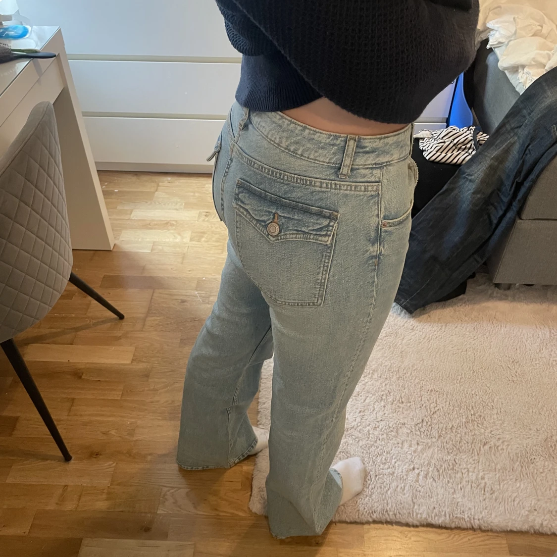 Jeans med fickor