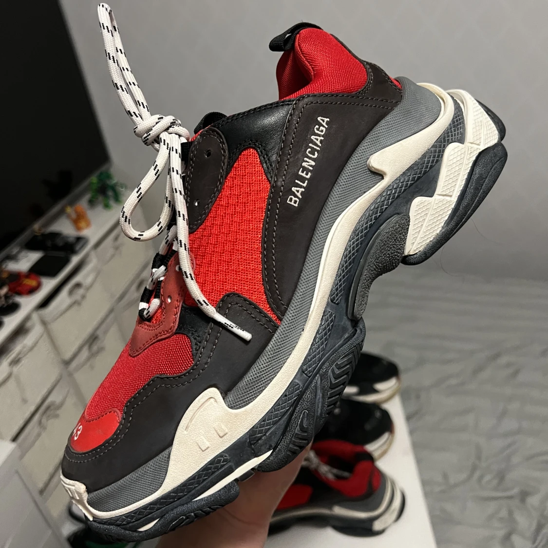 Balenciaga Triple S Röda