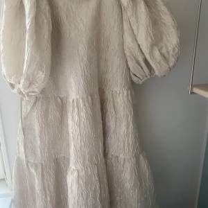 Fin klänning som figurerat på Elsa Billgrens blogg/Insta 