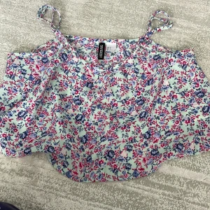 Croptop - So cute croptop 