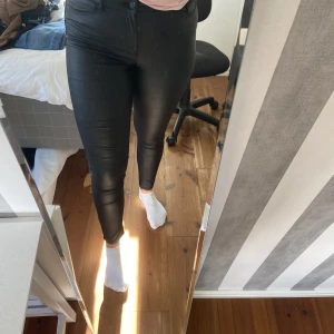 Skinbyxor  - Snygga skinbyxor från Only