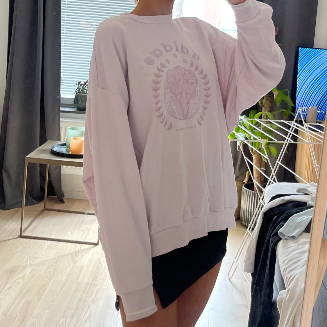 Adidas sweater 