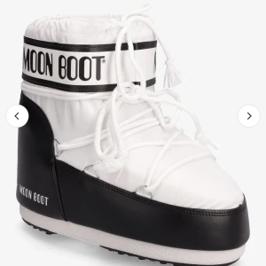 Moon boot - Säljer mina sparsamt använda moonboots pga att dem inte kommer till användning🥰🫶🏼