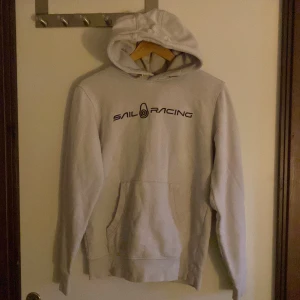 Sail racing hoodie - Sail racing Hoodie köpt i vintras