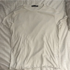 T-shirt  - Vit T-shirt 