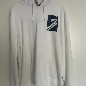 Puma Hoodie - Puma Hoodie i perfekt skick. Använd en gång