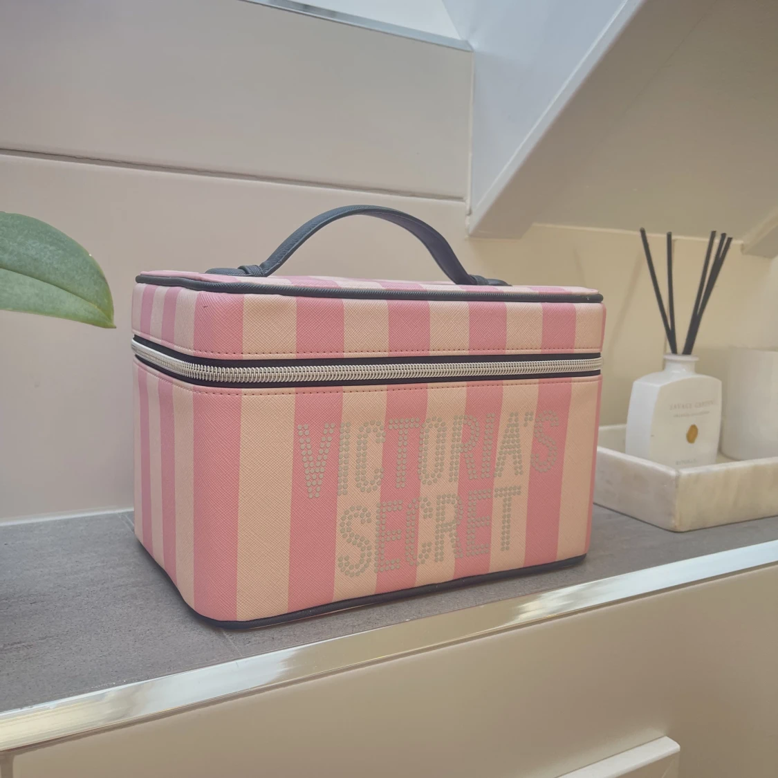 Victorias secret necessär  - 91