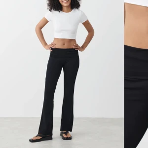 Soft touch byxor  - Helt nya yoga pants från Gina. Helt o använda då dom är lite för långa för mig. Skriv vid frågor eller intresse💞💞