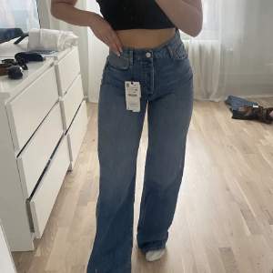 Snygga Zara jeans i storlek 36❤️