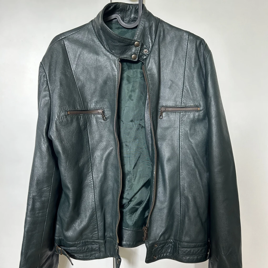 Grön skinnjacka 🫶