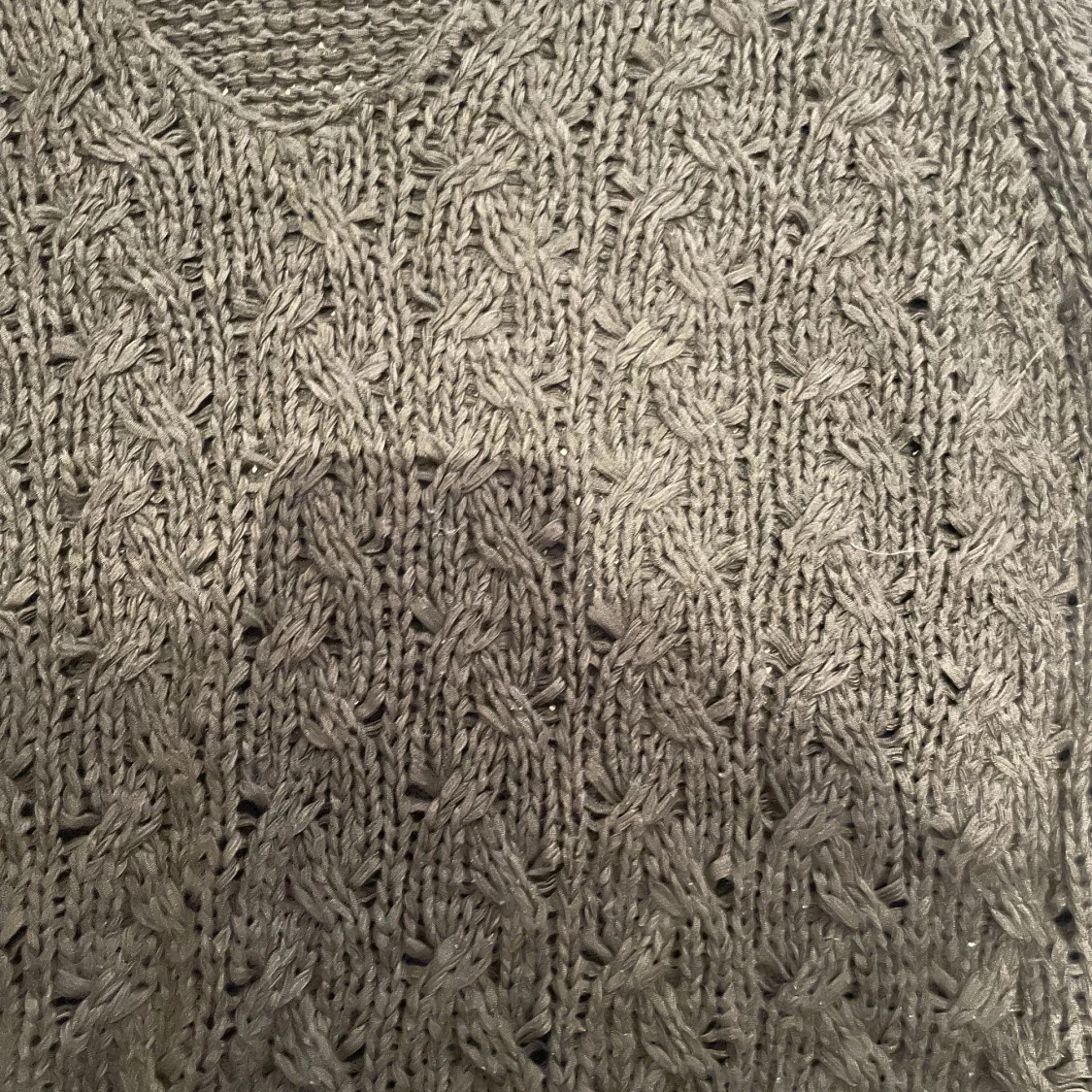 Brun stickad tröja  - 91